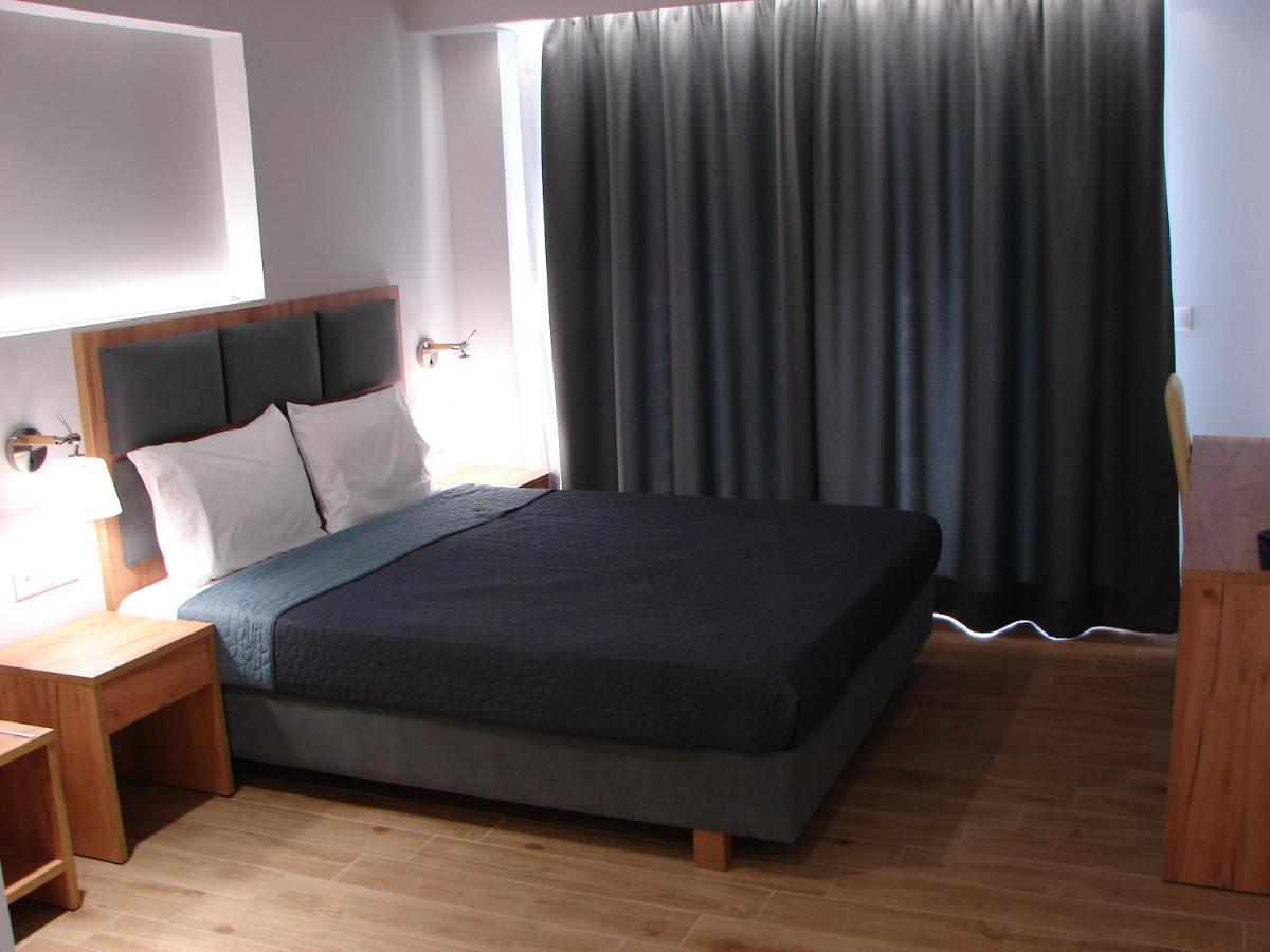 Aparthotel Four Reasons Paralía Esterno foto
