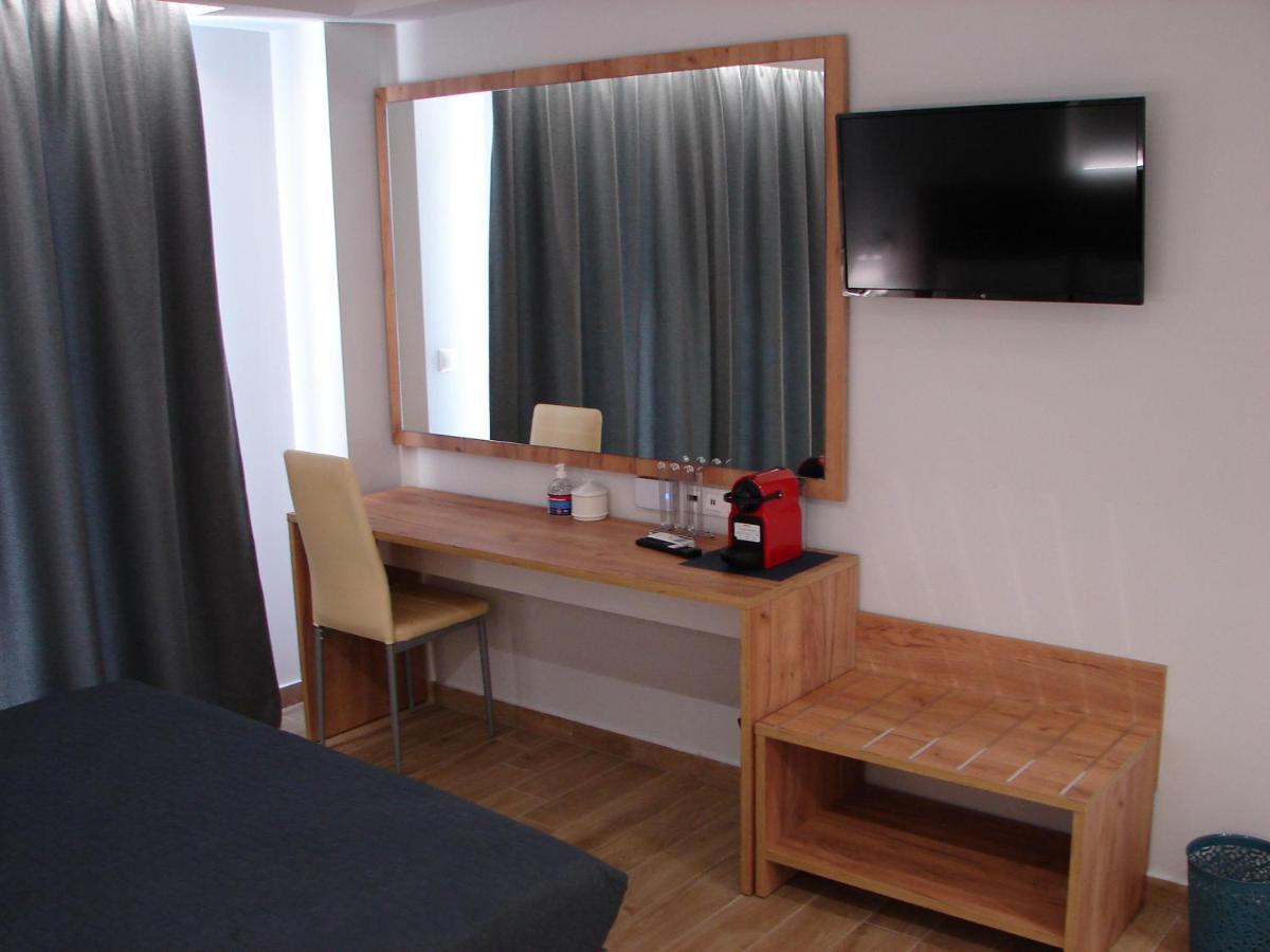 Aparthotel Four Reasons Paralía Esterno foto
