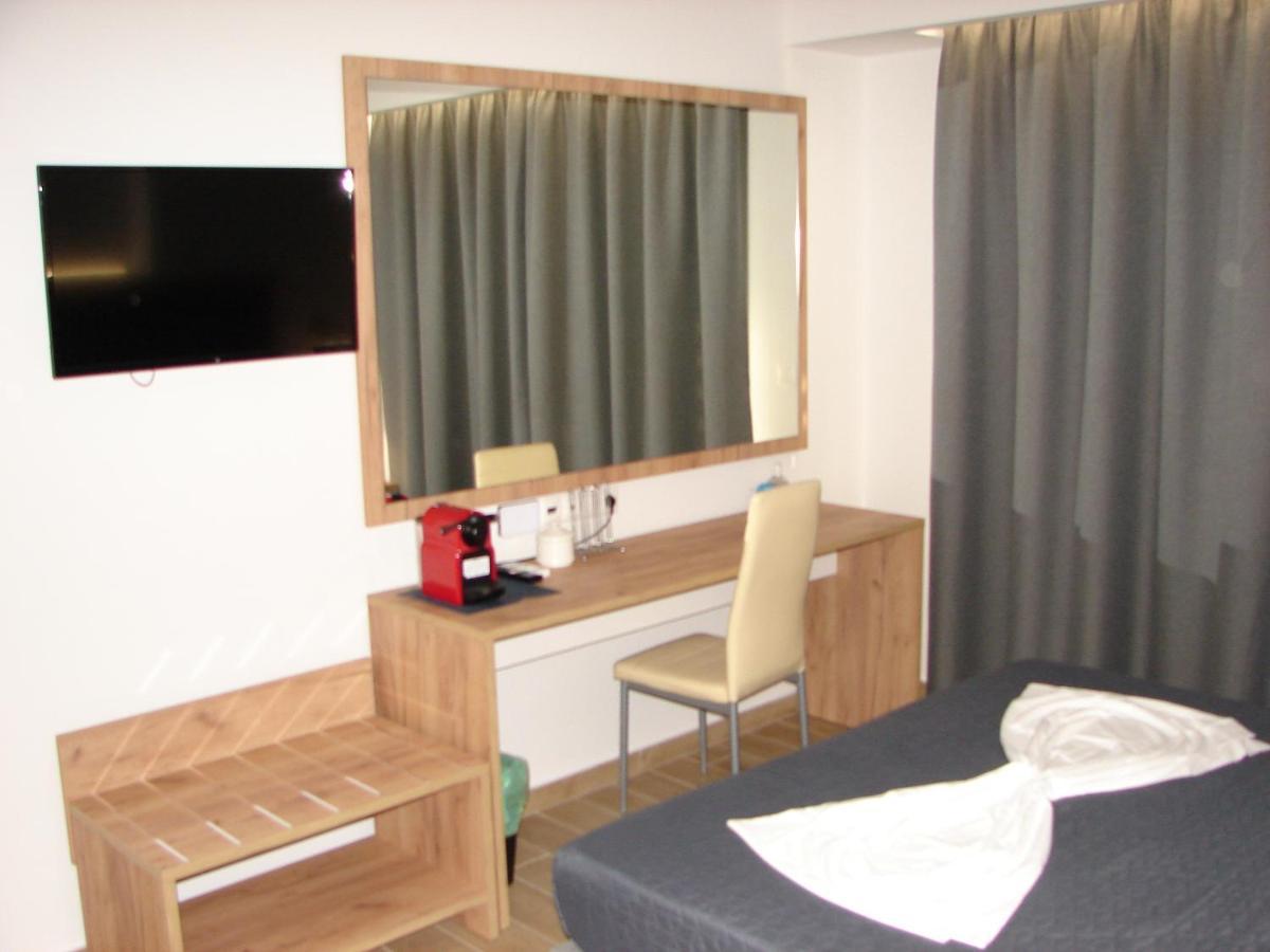 Aparthotel Four Reasons Paralía Esterno foto